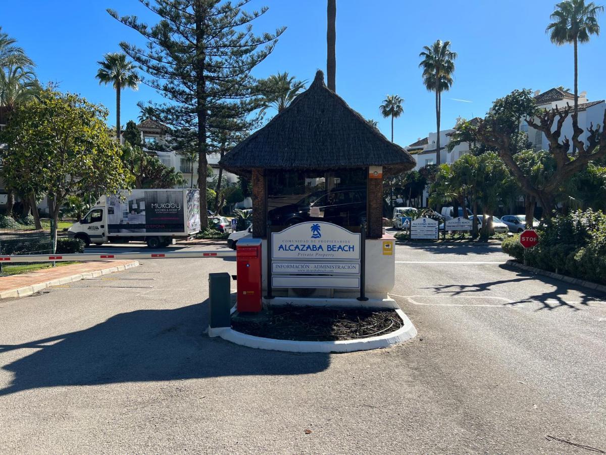 Alcazaba Beach Estepona Exterior photo