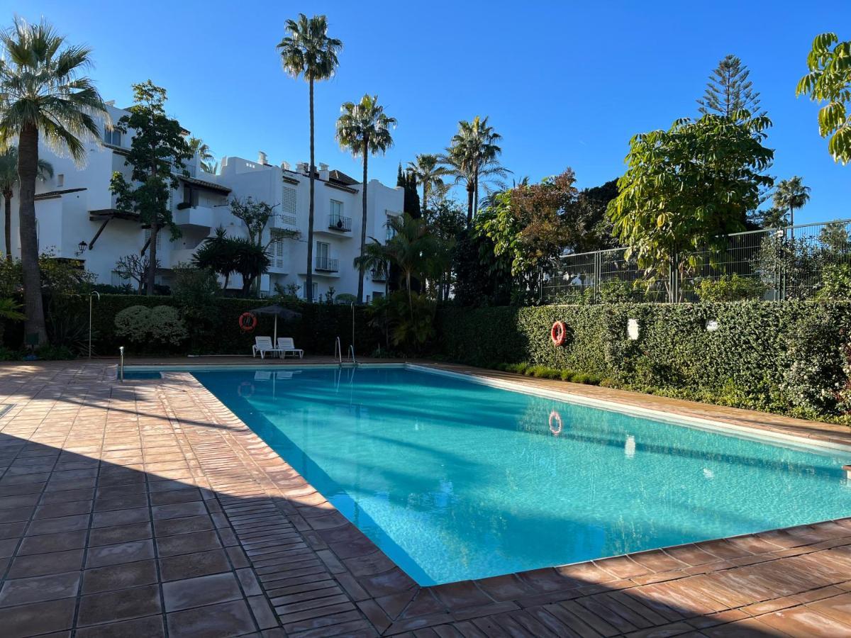 Alcazaba Beach Estepona Exterior photo